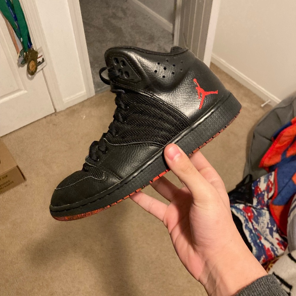 Jordan Blacks size 7